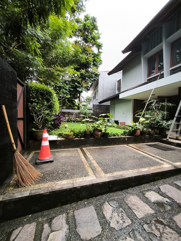 Disewakan Rumah di Jl Cisanggiri - Kebayoran Baru - Jakarta Selatan