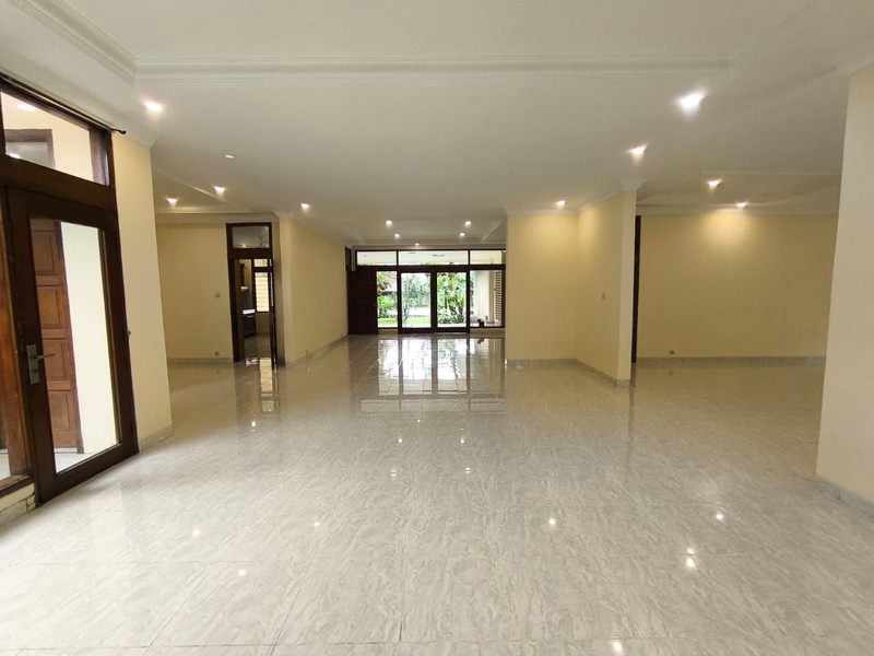 Rumah Disewakan di Kemang