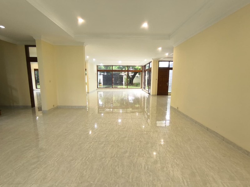 Rumah Disewakan di Kemang