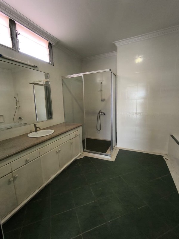 Rumah Disewakan di Kemang