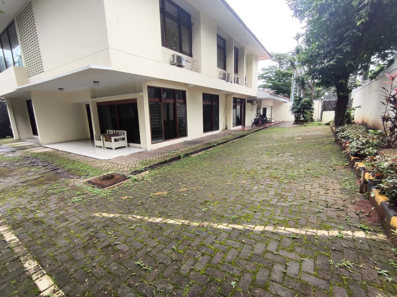 Rumah Disewakan di Kemang