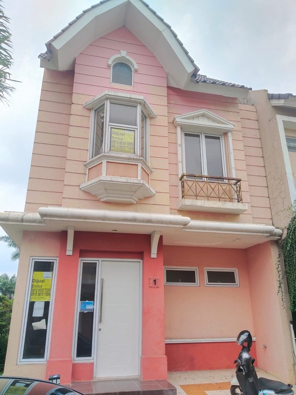 Dijual Rumah Hook di Milano Village Gading Serpong