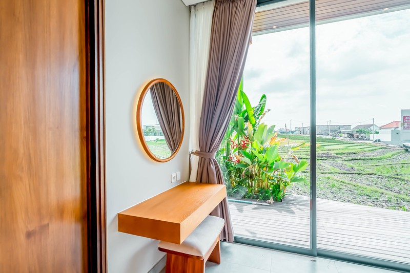 For Sale Freehold - Brand new  nice villa  in the heart of  Canggu close to the beach  , Bali