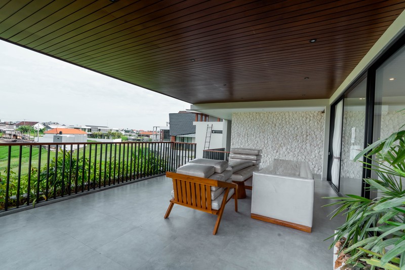 For Sale Freehold - Brand new  nice villa  in the heart of  Canggu close to the beach  , Bali