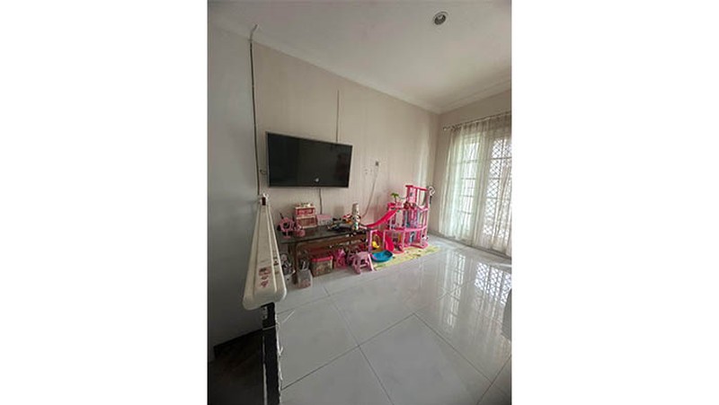 Rumah Pelangi Hijau, Kelapa Gading