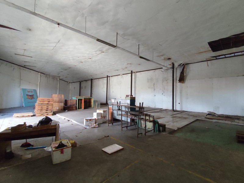 Disewakan Kompleks Kantor & Gudang Luas di Sonosewu Parkir 15 Mobil, Ngestiharjo, Kasihan, Bantul