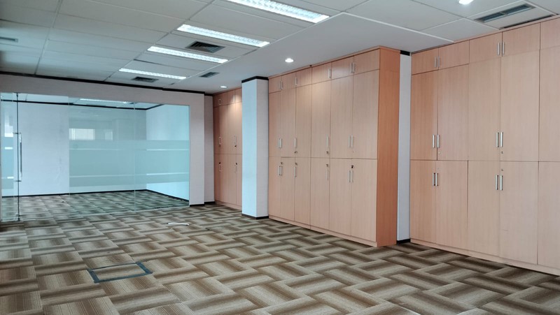 OFFICE SPACE 900 m² GRAHA DINAMIKA - TANAH ABANG | BEBAS GANJIL GENAP | 550 M KE TOL TOMANG | SEMI FITTED SIAP PAKAI
