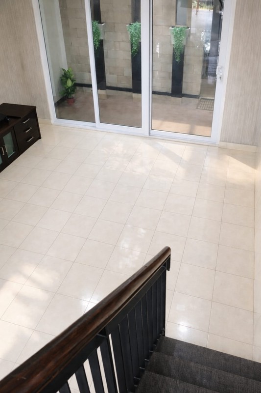 Investasi Terbaik Rumah Modern di Raffles Hills, Lingkungan Asri & Strategis, jatikarya, Bekasi