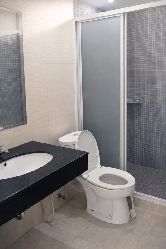 Investasi Terbaik Rumah Modern di Raffles Hills, Lingkungan Asri & Strategis, jatikarya, Bekasi