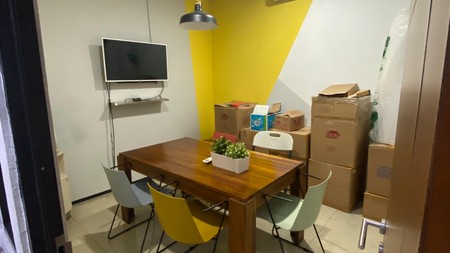 Rukan 3,5 Lantai Di Kebayoran Baru