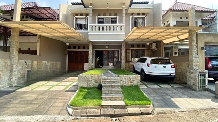 Rumah Luas Dalam Komplek Asri Lingkungan Tenang di Cirendeu