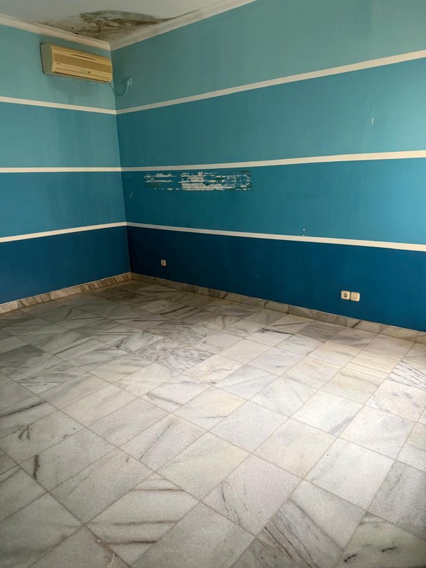 Rumah Luas Dalam Komplek Asri Lingkungan Tenang di Cirendeu