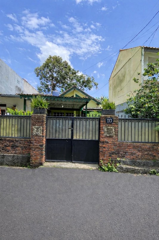 Rumah Siap Huni Lokasi Super Strategis di Lebak Bulus