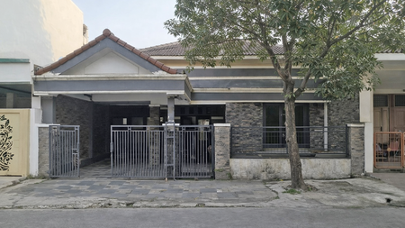 Rumah Strategis di Kelapa Dua Tangerang - Nyaman, Akses Mudah & Potensi Investasi Tinggi