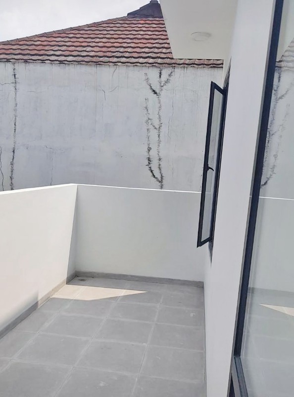 Rumah Baru Modern di Islamic Village - Siap Huni di Kawasan Elite