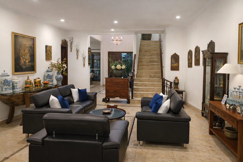 Rumah Bagus di Ragunan dengan Kolam Renang Pribadi - Hunian Eksklusif di Jakarta Selatan