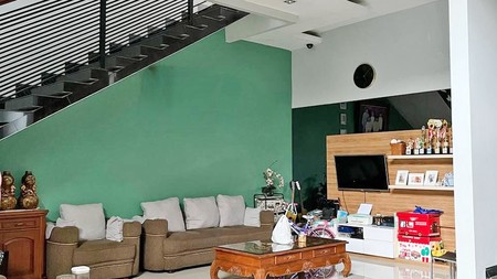 Rumah Mewah Eksklusif di Islamic Village Tangerang - Elegan, Luas & Strategis