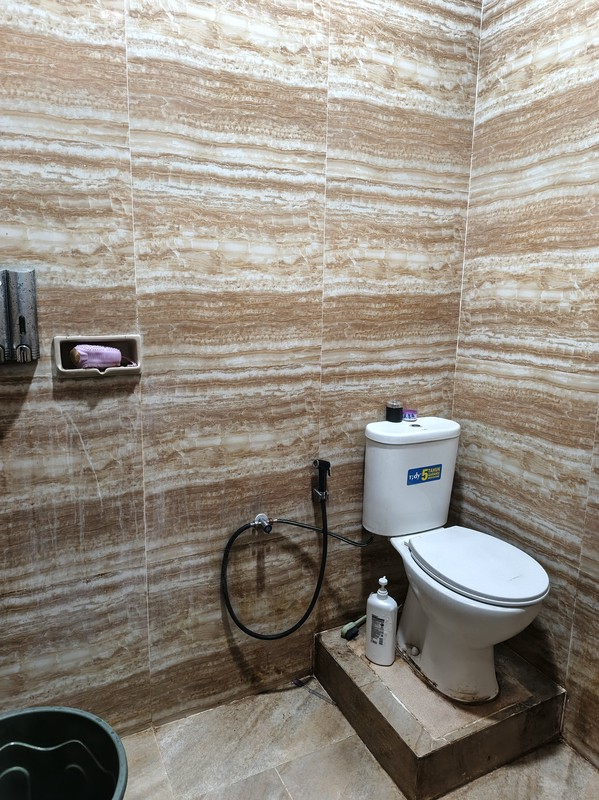 Rumah Nyaman 3 Lantai di Puspa 3 Cengkareng, Jakarta Barat