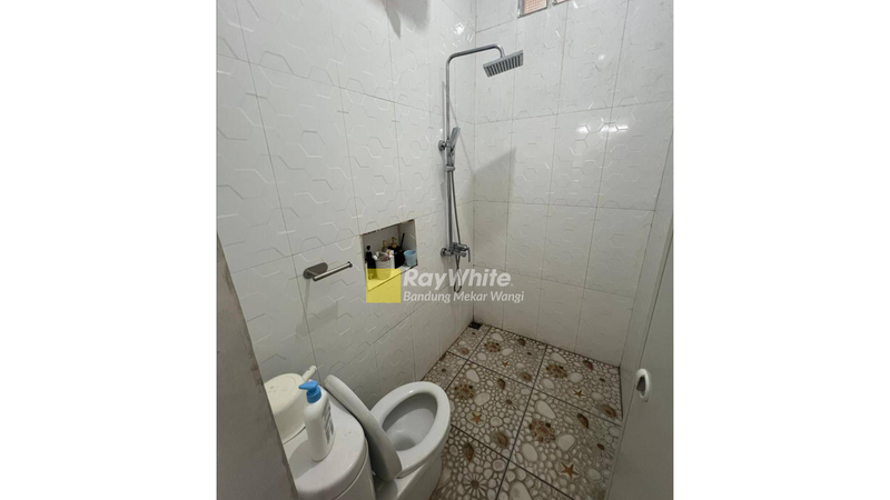 Rumah Tinggal Perum Permata Buah Batu 2 Terawat