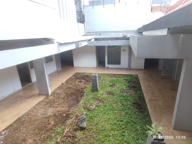 Disewakan properti komersial di pusat kota surabaya @ Jl. Raya Darmo