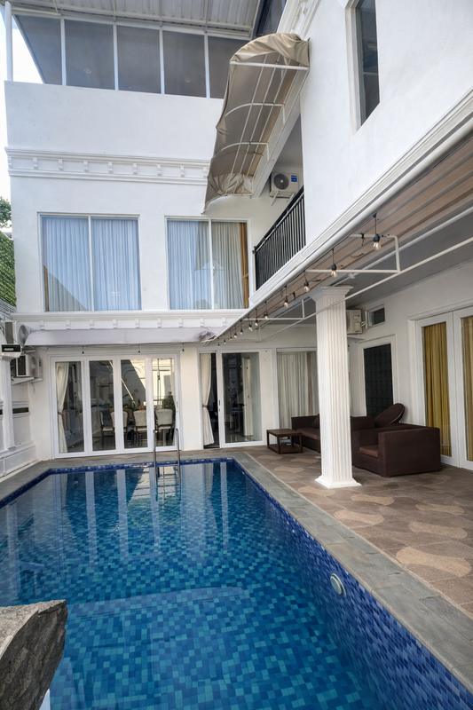 Rumah Eksklusif di Bukit Golf Sentul City - View Hijau, Udara Sejuk & Strategis