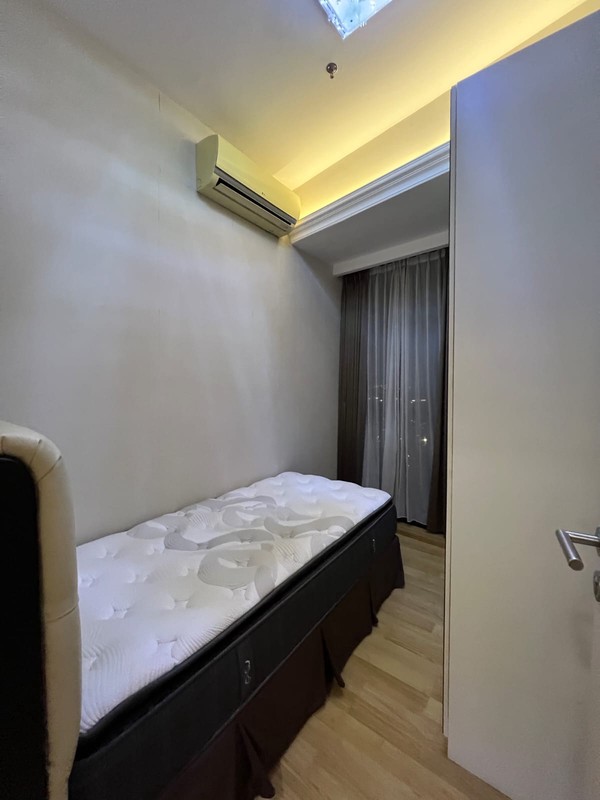 Dijual Apartemen The Peak Residence 2 Bedroom Full Furnished Lantai 22 View Suramadu - Akses Tunjungan Plaza 5 Surabaya Pusat Kota