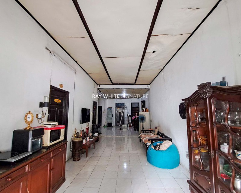 Rumah 2 Lantai strategis di Jl Danau Dibawah, Benhil