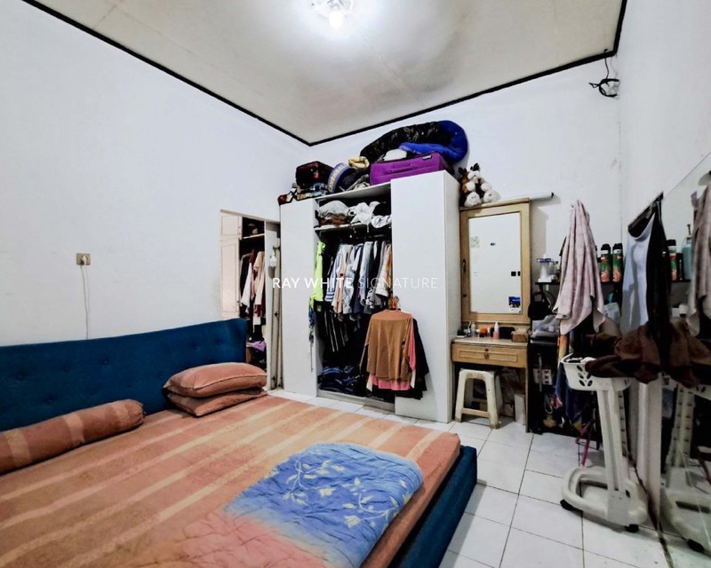 Rumah 2 Lantai strategis di Jl Danau Dibawah, Benhil