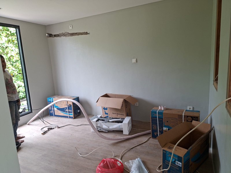 DIJUAL RUMAH CANTIK SIAP HUNI DI CINERE DALAM PROSES FINISHING- DEPOK