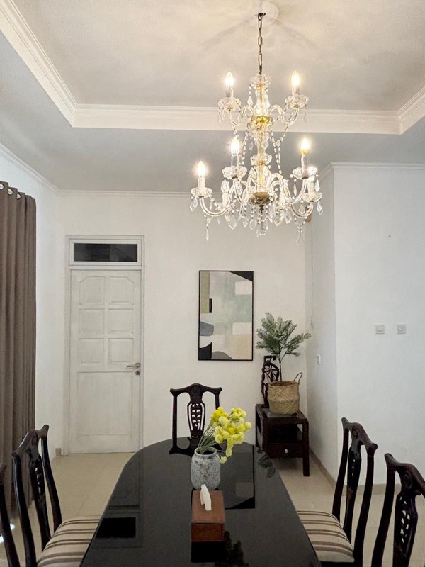 Dijual Rumah cantik di Cinere