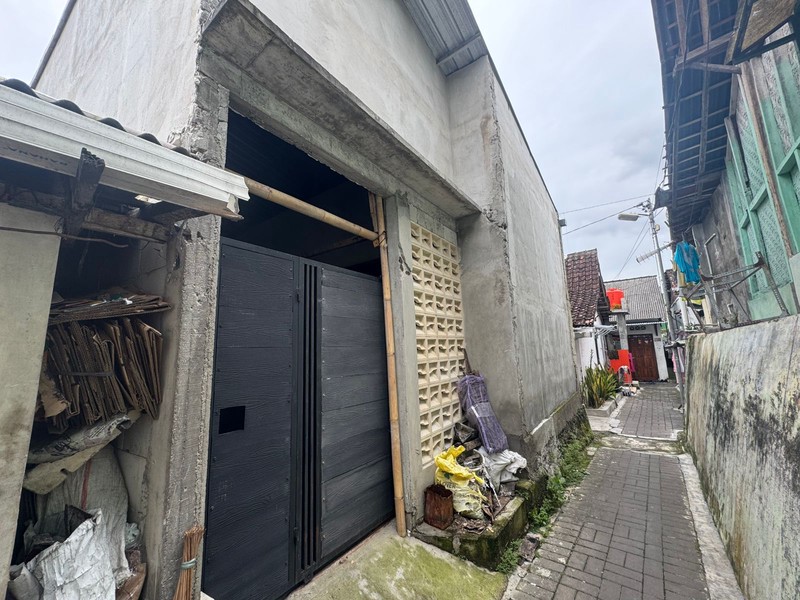 Tanah Bonus Bangunan Lokasi Strategis di Jalan HOS Cokroaminoto - Yogyakarta 