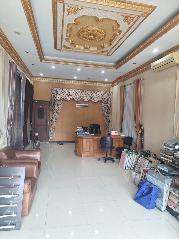 Ruko 3 Lantai Strategis di Jl. Raya Serpong - Lokasi Utama, Potensi Usaha Maksimal