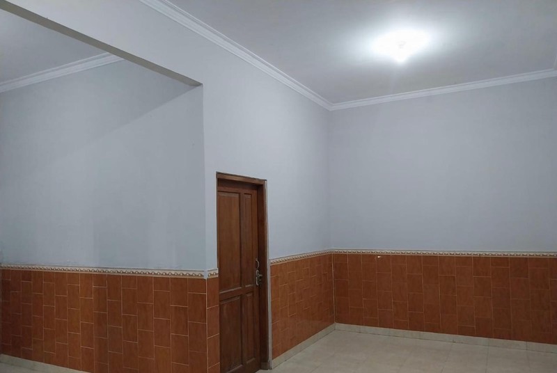 Rumah Semi Furnish Luas 240 Meter Persegi di Dalem Perum, Bangunharjo, Sewon Bantul 