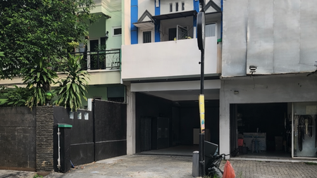 Ruko Strategis di Jl Dayung Raya Tangerang - Lokasi Ramai & Potensi Usaha Tinggi