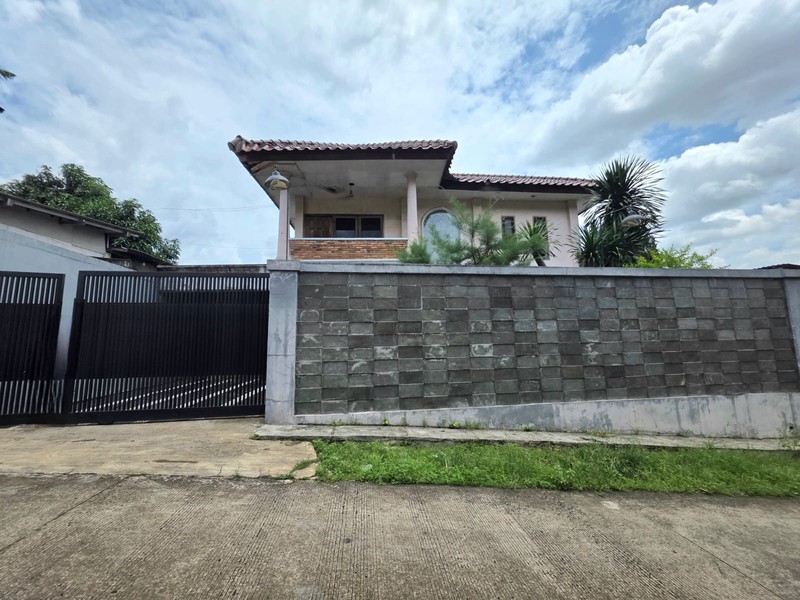 Rumah Hitung Tanah Di Jl Kesehatan Bintaro Jakarta Selatan