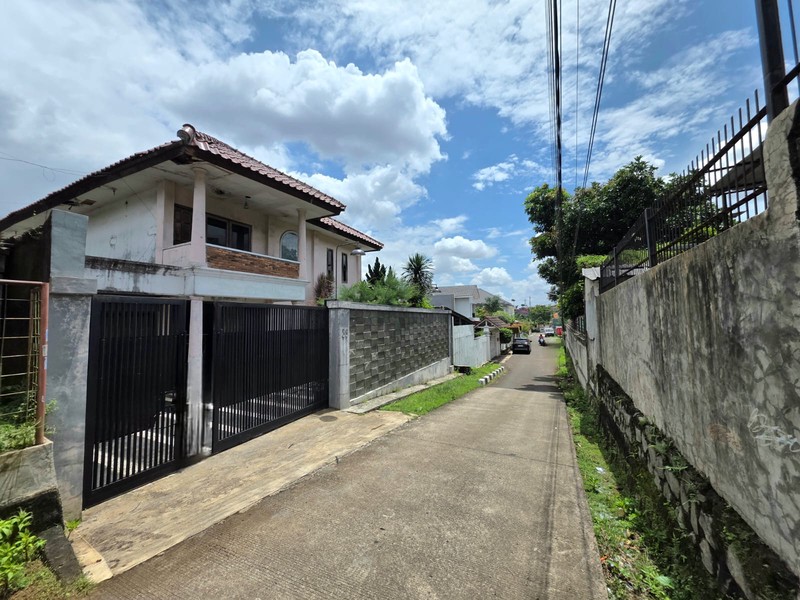 Rumah Hitung Tanah Di Jl Kesehatan Bintaro Jakarta Selatan