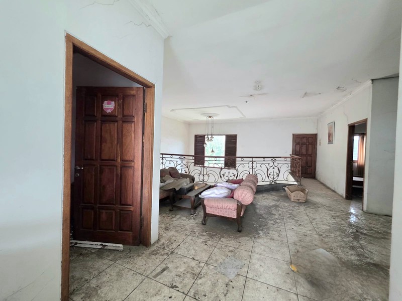 Rumah Hitung Tanah Di Jl Kesehatan Bintaro Jakarta Selatan