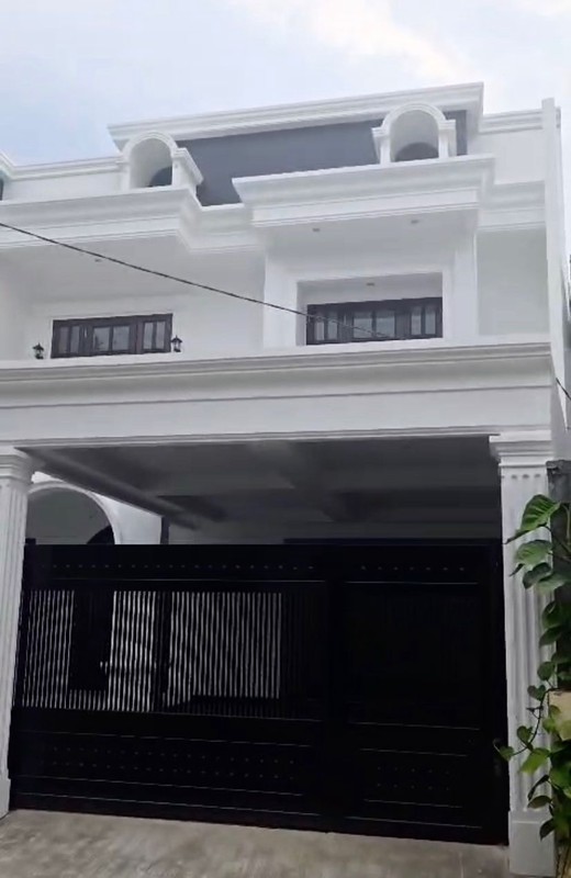 Rumah Bagus Di Jl Cendrawasih Raya Pondok Aren Tangerang Selatan