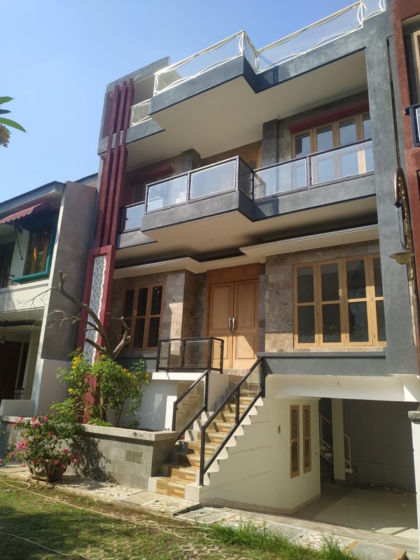 Rumah Bagus Di Kirai Terras Ciputat Tangerang Selatan