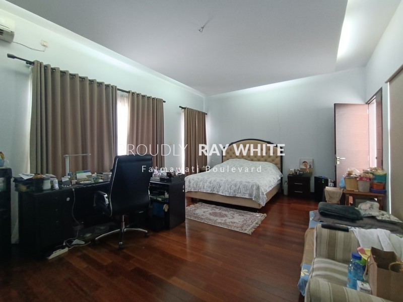 Rumah Bagus Di Jl H Syafiih Lebak Bulus Jakarta Sleatan