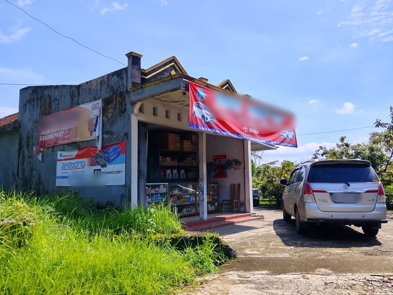 Aset Komersial Strategis di Pinggir Jalan Raya Magelang- Purworejo, Cocok untuk Segala Usaha, Sriwedari, Salaman, Magelang