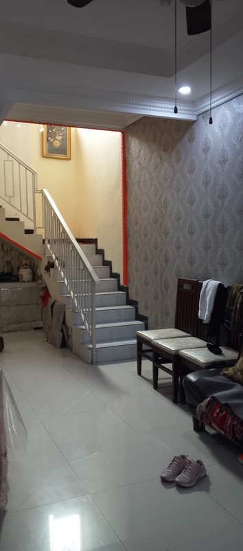 Rumah 2 Tingkat 4KT, Di Daerah Duren Sawit