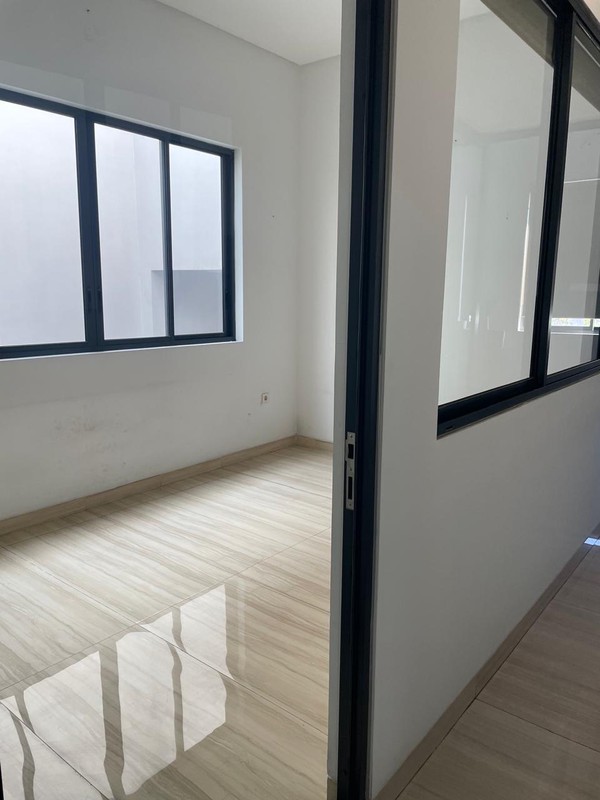 JUAL RUMAH MEWAH 2 LANTAI   NORTH EMERALD MANSION CITRALAND  SPLIT LEVEL FULL FURNITURE 