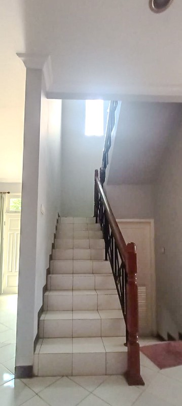 Rumah Asri & Strategis di Kasuari Sektor 9 Bintaro - Lingkungan Eksklusif & Tenang