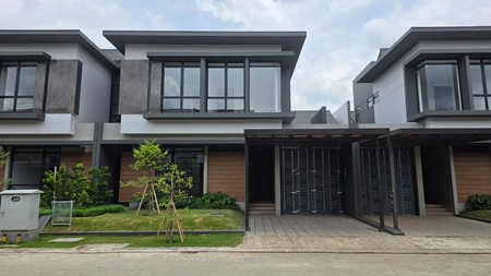 Rumah Kondisi Baru di Tatar Nilapadmi Kota Baru Parahyangan