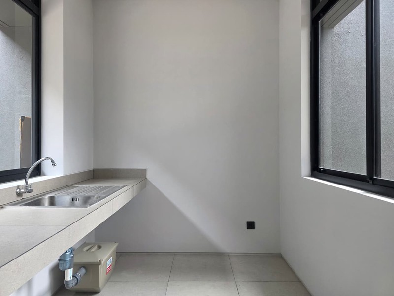 Rumah Kondisi Baru di Tatar Nilapadmi Kota Baru Parahyangan