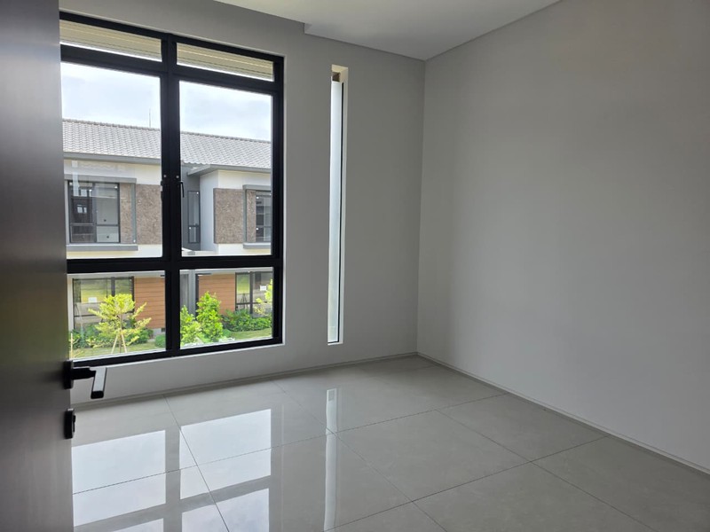 Rumah Kondisi Baru di Tatar Nilapadmi Kota Baru Parahyangan