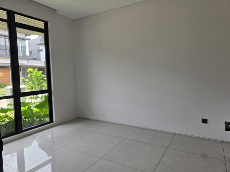 Rumah Kondisi Baru di Tatar Nilapadmi Kota Baru Parahyangan