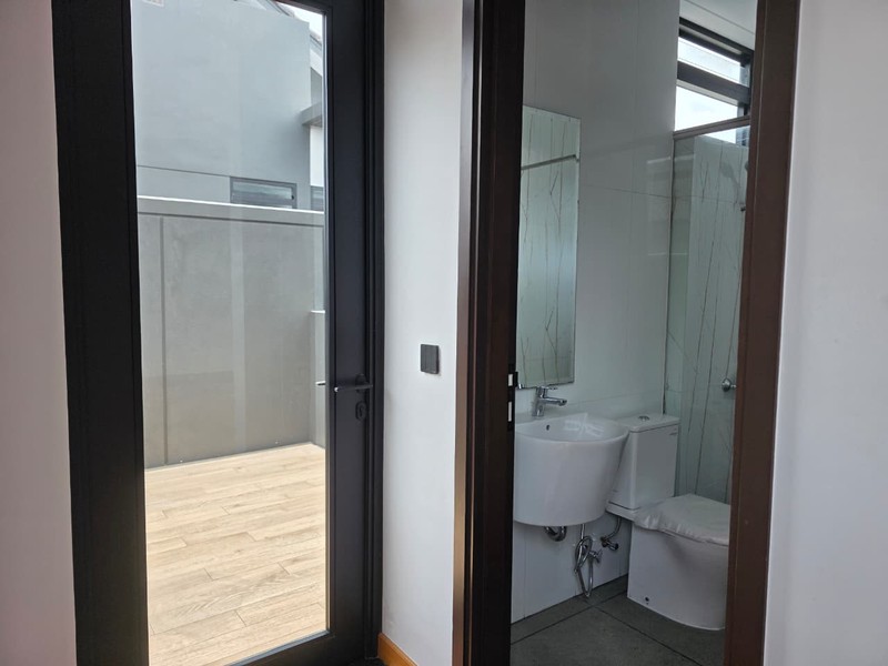 Rumah Kondisi Baru di Tatar Nilapadmi Kota Baru Parahyangan