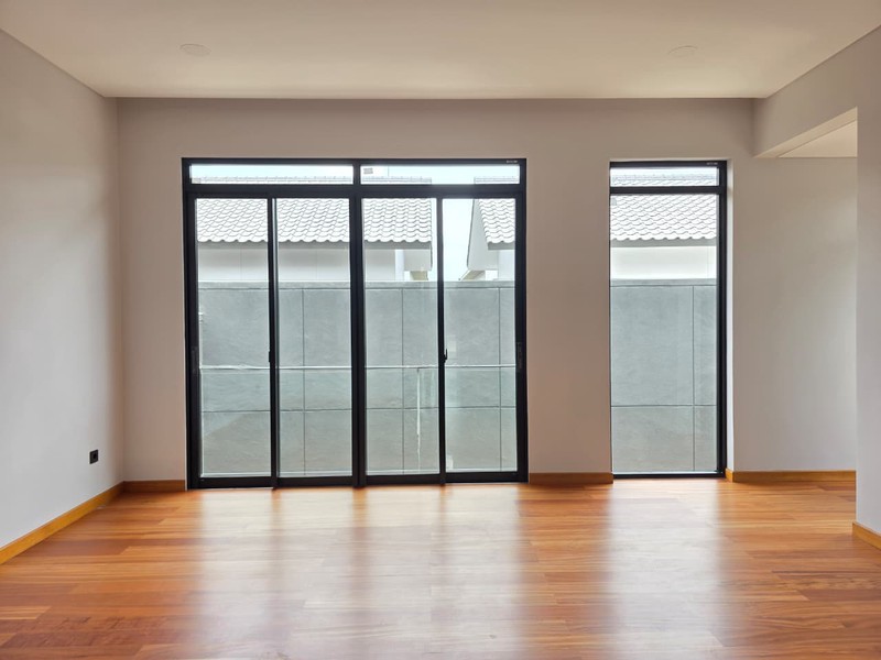 Rumah Kondisi Baru di Tatar Nilapadmi Kota Baru Parahyangan